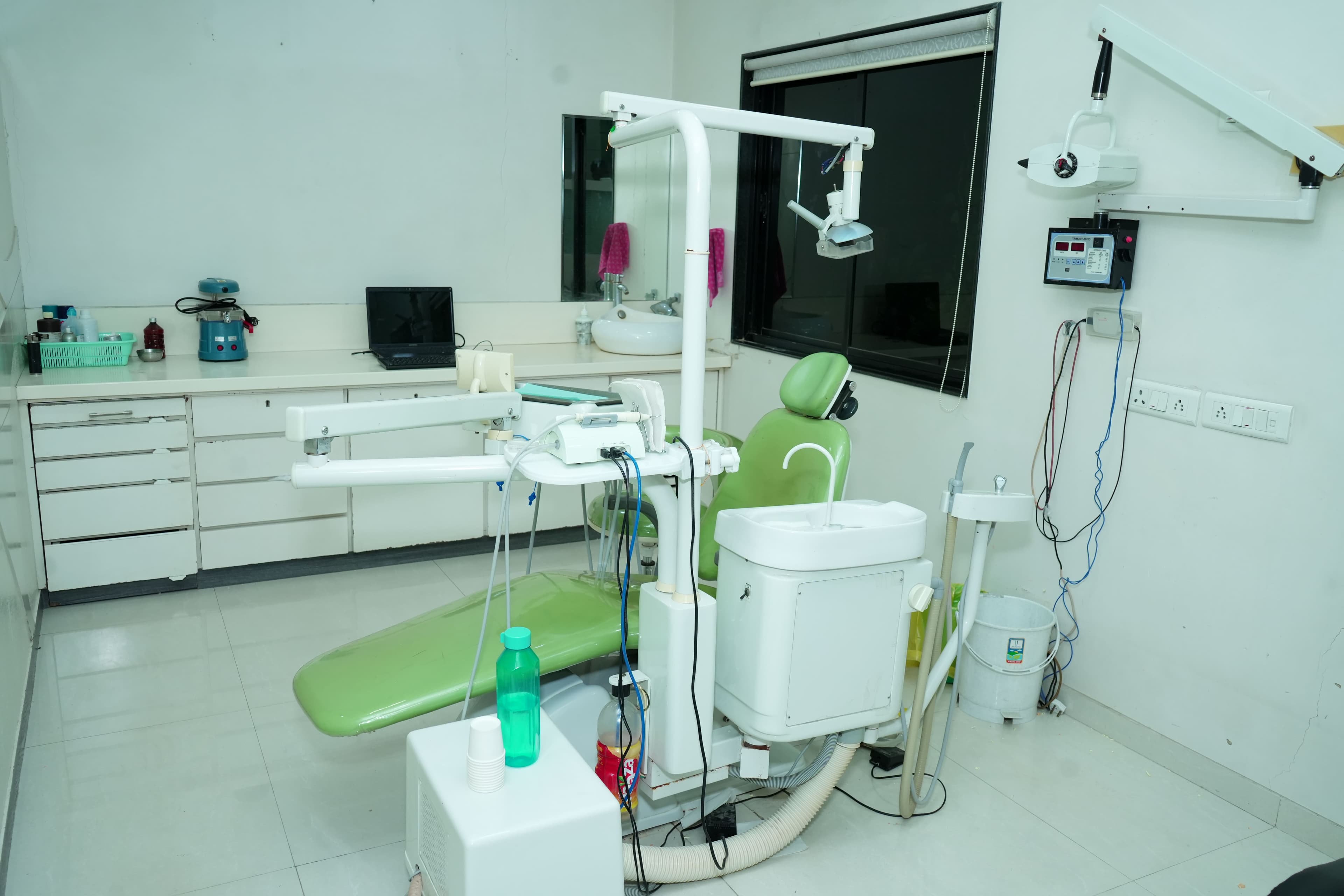 Ajmera Dental Clinic slide 2